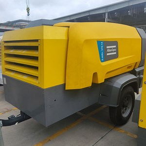 [Hot Item] Atlas Copco High Pressure X-Air Compressor up to 900 Cfm Diesel Engine Mobile Air Compressor