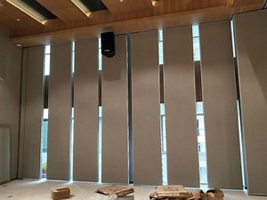 [Hot Item] Five Star Hotel Sliding Movable Partition Wall Panels Operable Partition Wall Removable Moveable Partition Wall for Banquet Hall