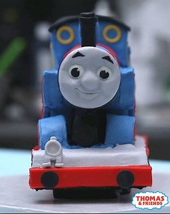 Wow!! This Thomas cake is pure magic! | Thomas & Friends