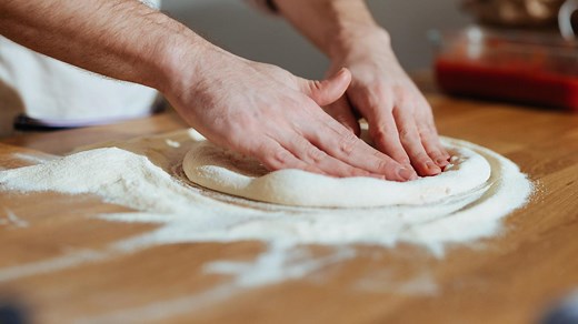 ¿Cómo hacer la auténtica masa de pizza italiana? Receta fácil de un experto en sólo 5 pasos y 4 ingredientes