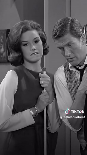 A professional pool player was on standby to make that shot after the live taping, but turns out, he wasn’t needed! Mary Tyler Moore sank the difficult shot herself during a live taping of The Dick Van Dyke Show. It was unexpected, but as the great actress she was, she stayed in character and carried the scene flawlessly. Moore was ahead of her time in more ways than one: she changed the way women in the entertainment industry were perceived, she was a steadfast and outspoken champion of #gender