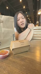 221K views · 9.1K reactions | Waiter’s generosity leads to a heartfelt blessing in return! | Vu Bros Stories | Facebook