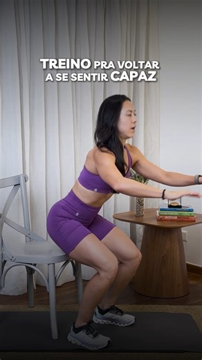 Polly Takao on Instagram: "Quando você volta a confiar no próprio corpo, tudo muda. 🌿 Esse treino devolve força, controle e a sensação de capacidade que o cansaço do dia a dia costuma roubar. Poucos movimentos já bastam pra lembrar que seu corpo ainda sabe responder. 💪✨ #mulheremforma #autoconfianca #treinoemcasa #saudefeminina #bemestar #mulheresreais"