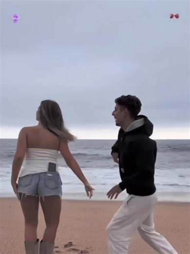 Video của cư tê phô mai que (@acdz.0) với bản nhạc nhạc nền - kingking_2710