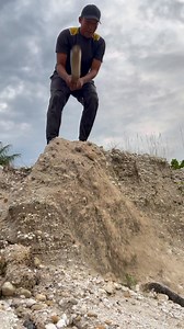 Wow!! Amazing, a unique ritual and method used by the local people to look for gold grains. #goldprospecting #unique #ritual #goldgrains #goldnugget #goldhunter #goldmining #golddiscovery #lookingforgold | Afrizul Izul