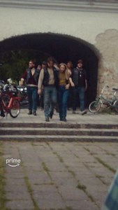 Danmarks første store rockerkrig mellem Bullshit og Hells Angels i 1980’erne – fortalt gennem forholdet mellem Pia og Henning “Makrel” ☠️🧨 Se første afsnit På Viaplay allerede nu 📺 | Viaplay