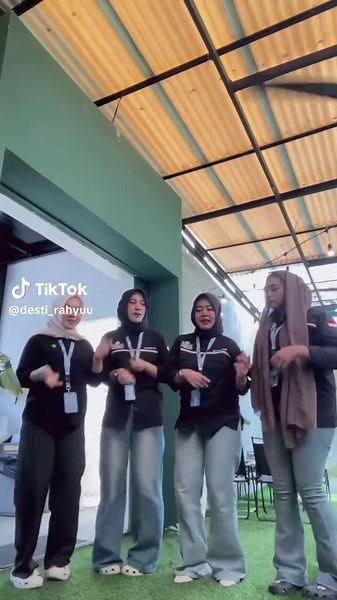 desti_ (@desti_rahyuu)’s videos with suara asli - desti_