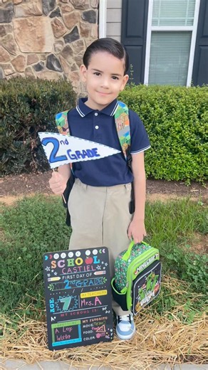 First Day Of School 🏫🖍️| 2nd Grade