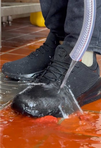Stylish Waterproof Chef Shoes for the Kitchen