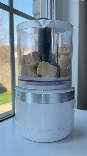 6.5K views · 45 reactions | Magnum Ice Cream Magic Shell Bowl 襤 Recipe linked in the comments  | The Modern Nonna | Facebook