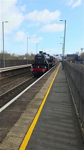 steam train at Hatfield and stainforth from cleethorpes to Chester