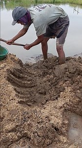Initial stage of making brick #reels #makebrick #brick #contruction #design #creative #videos | Kolosal Chanel