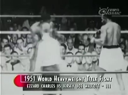 Jersey Joe Walcott scored an emphatic 7th-round knockout of Ezzard Charles in 1951 to win the world heavyweight title. A perfectly timed left hand, one of the most iconic finishes in heavyweight history crowned Walcott champion at last after years of setbacks. #Boxing #History #JerseyJoeWalcott #EzzardCharles #HeavyweightHistory #OnThisDay 👑🥊 | BTR Boxing Podcast Network