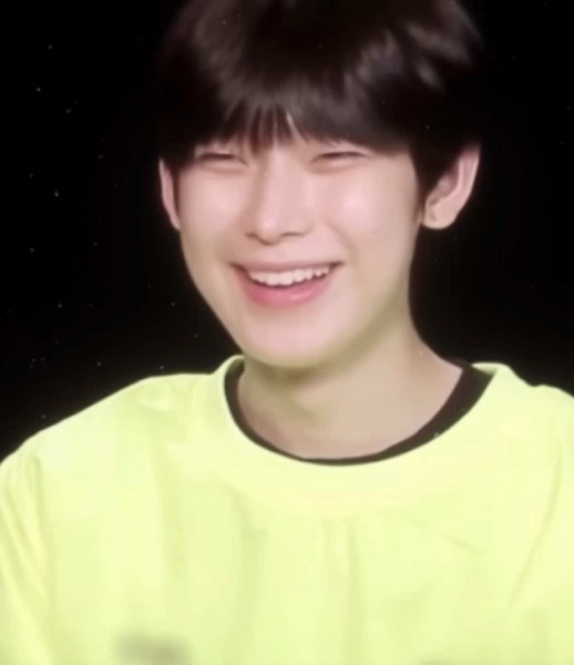 持病の関係で思うように練習に参加出来ないなかで、どんな時も笑顔を見せていたソヌ。 辛いオーディションも色々な事に自分から挑戦し、ひたむきに努力を続けプロデューサー評価で掴み取ったデビュー。 沢山の不安を乗り越えてアイドルになってくれてありがとう⋆꙳ #enhypen #sunoo #fyp #おすすめ #iland #オーディション