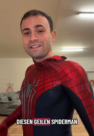 Neuer Spider-Man Anzug für Kindergeburtstag