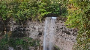 Your summer adventure is waiting at Tew Falls! One of five family friendly hiking adventures in Hamilton https://tourismhamilton.com/5-family-friendly-hiking-adventures-in-hamilton | Tourism Hamilton | Facebook