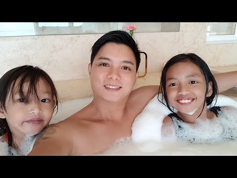 Bubble Bath Jacuzzi with kids