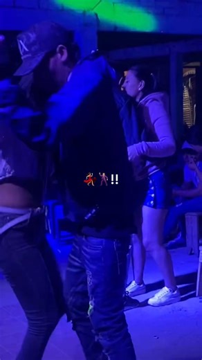 11K views · 586 reactions | Rumba crossover  #Fly #rumba #paratodos #paraelmundo #HastaElAmanecer | Discoteca El Aguilon | Facebook