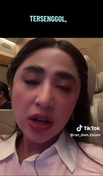 Dewipersik di Dangdut Academy 7