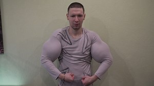 Russian Guy Known As 'Bazooka Arms' Lost An MMA Fight To An Old Blogger And The Video Is Something Else
