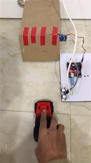 Automatic car garage gate with servo motor#arduino