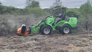 What a combo! Avant 800_series with Berti Mulcher #avantloader #avantsa ##mulching #mulcher | AVANT SA