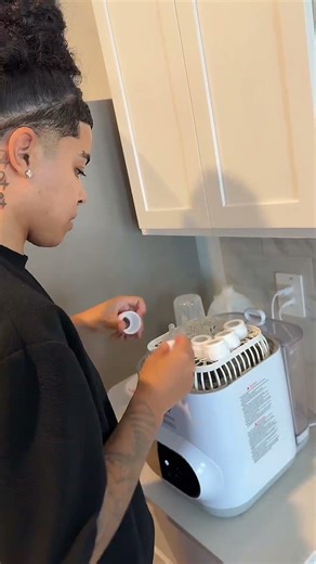 Check it out!🤍Use our code LAURYN66 to save 🙌🏽 Comment “WASHER” and I’ll send you the 🔗 #grownsy