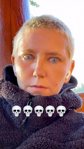 ELÁN on Instagram: "Antes que nada, buenos días 💀🥹"