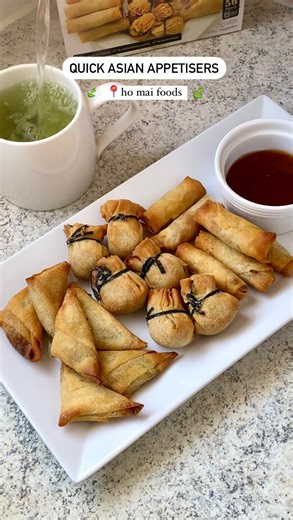 Lilian | melbourne foodie • travel • lifestyle 🌷 on Instagram: "QUICK AND EASY APPETISERS ✨⏳👀 📍 @homai.foods Impress your guest with this super quick and easy cocktail nibbles / canapés. Ho Mai Yum Cha Appetisers Entertainer Pack includes 20 Cocktail Spring Rolls, 20 Money Bags & 16 Cocktail Samosas filled with Vegetable!! 🍃 All you have to do is reheat them which takes around 10-15 minutes in the air fryer. It’s so crispy! I really enjoyed the money bag and samos