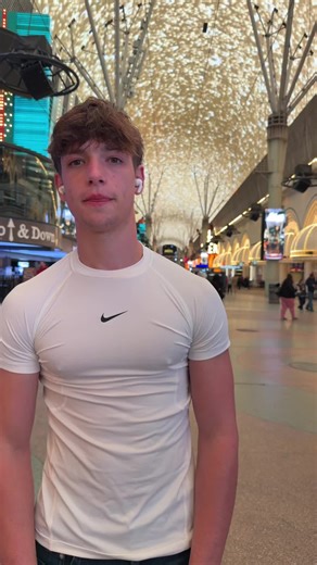 Las Vegas Dance Trends with Powerful Men