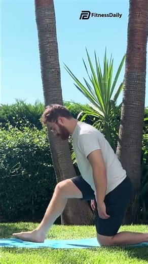 🦵 Unlock hips + control! Flow from deep lunge to sit for mobility and strength 🧘‍♂️⚡