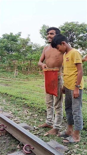 8.6K views · 83 reactions | অবিশ্বাস্য শরীরের খেলা! দেখলে চোখ আটকে যাবে #সার্কাস_খেলা #circus_khela #entertainment #foryouシpage | Azizur Rahman | Facebook