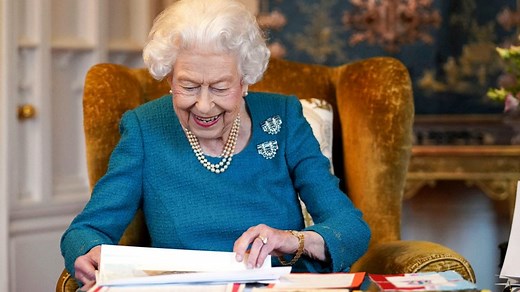 Queen Elizabeth II to celebrate 70 years on British throne