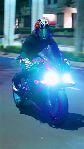 Midnight streets: Power in motion