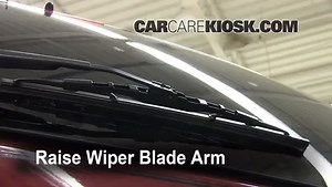 Rear Windshield Wiper Blade Change: 2008 Chevrolet Uplander LS 3.9L V6