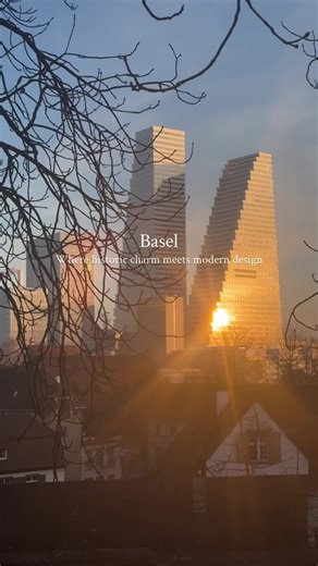 Von den Roche-Türmen über den Novartis Pavillon bis zum Basler Münster – die Skyline von Basel ist alles andere als gewöhnlich. 🤍 Und das ist erst der Anfang – in Basel gibt es noch so viel mehr zu entdecken. Für jeden Geschmack ist etwas dabei! 👉 Markiere jemanden, der sich für Architektur begeistert! /// From Roche towers to Novartis Pavillon to the Basler Münster (Cathedral) – the city's skyline is anything but ordinary. And that’s just the beginning — there’s so much more to explore and so