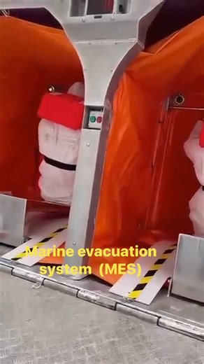 A cruise ship’s evacuation system MES rakit penolong dikapal pesiar #Seafarer #SEAMAN #seawoman #kontenkreator #fbprofesional #jangkauan #jangkauanluas | Ana Muliyana