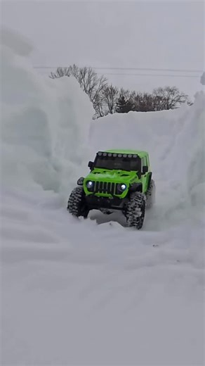 CCxRC on Instagram: "Making tracks (literally) with the Axial SCX30! ❄️🚙 Packed down a fresh trail so this little beast could go exploring. What are you doing with yours today? #AxialSCX30 #TinyTruckNation #RCAdventure #SnowCrawling #RC4Life #SCX30 #axialadventures"