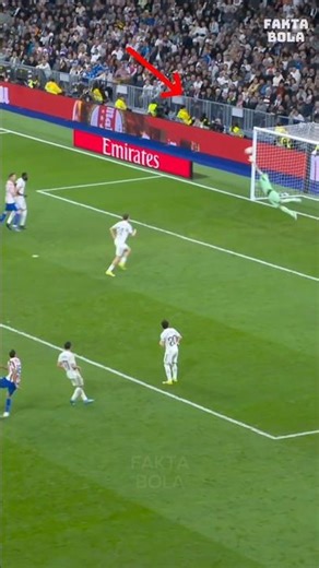 ALMOST BECOMING A PUSKAS! Molina Imitates Ronaldo's Iconic Goal 🐐🚀