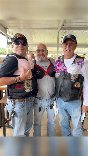 Patriot Riders' of America, Inc. Chapter One Florida attended Breast Cancer Awareness run with proceeds going to “Dollars for Mammograms”. So many great groups & businesses to support the cause | Patriot Riders' of America, Inc. Chapter One Florida