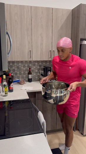 My Favorite Holiday Drink Ingredients: Ginger, dried sorrel, Red Label wine, Wray & Nephew white rum, and sugar. Instructions: Bring a pot of water to a boil and add your mashed ginger. Let it boil for 15–20 minutes. Reduce the heat to medium-low, add the dried sorrel, and let it simmer for another 3–5 minutes. Turn off the heat and allow the mixture to steep overnight. The next day, strain it, sweeten to taste, then add the wine and rum. Give it a good stir to combine — and you’re done! Enjoy!