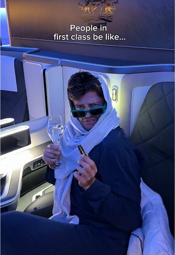 Understanding First Class Flight Experiences