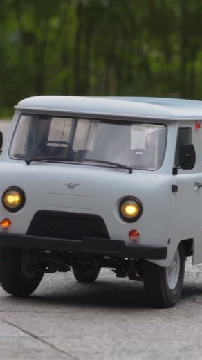 This rc car WPL C104 was soo cool!