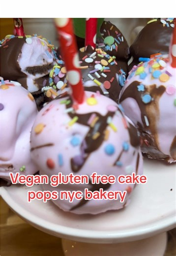 Vegan gluten free cake pops #glutenfree #nycfood #cakepops #nycfood #fyp