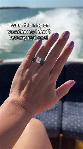 Diamond wedding ring