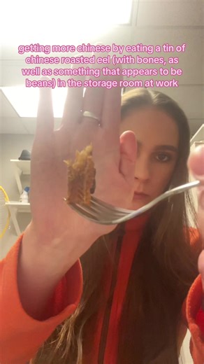 Delicious Chinese BBQ Flavor: Tinned Roasted Eel Review