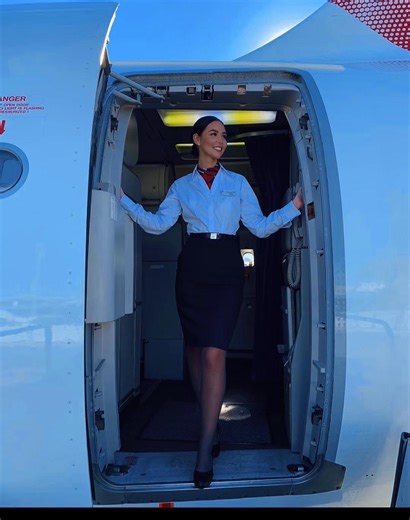 ✨ Team Introduction: Siobhan Miller ✨ We’re delighted to introduce Siobhan Miller, our Associate Account Manager at Oaklands Global ✈️ Siobhan’s career journey is as impressive as it is inspiring transitioning from a international Cabin Crew role with British Airways to becoming a superbilling Associate Account Manager, specialising in placing aviation professionals across multiple sector disciplines. With a genuine passion for aviation, Siobhan brings first-hand industry insight, exceptional pe