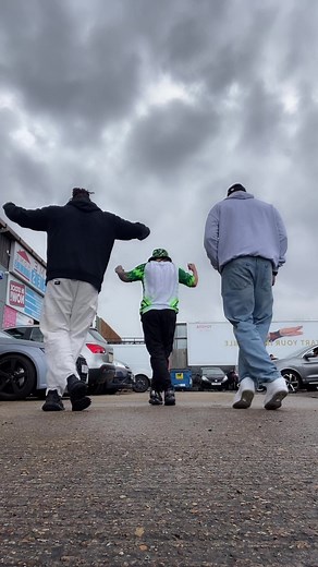 Learn the 3 Step Dance TikTok Challenge with Perri Kiely and Warren Russell