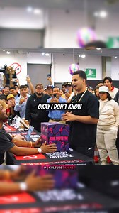 180K views · 1.5K reactions | Worst mystery box of my life 溺 #comedy #shoes #shoeslover #mystery #fblifestyle #scammers | Culture kick | Facebook