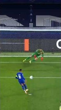 5 best penalty takers in football history. The last one is the best in the world